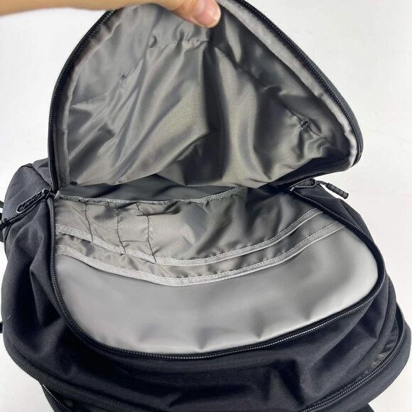 Timbuk2 Backpack OS Black Laptop Macbook School Bag Daypack Backpack - Picture 10 of 11